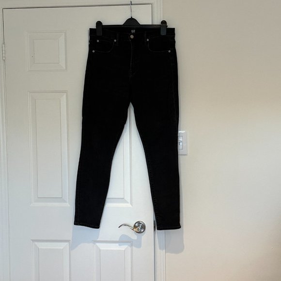 GAP Black Skinny Jeans - Picture 2 of 3